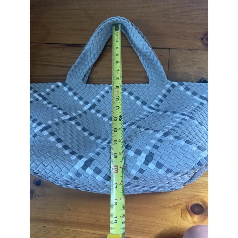 Haute Shore Neoprene Woven Shopper Tote Zip Top Shoulder Bag Gray White - Picture 16 of 16